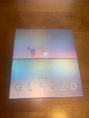 Claire's Pastel & Warm Tone Iridescent Eyeshadow Palette